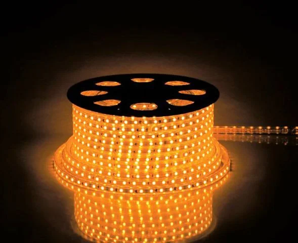 Св.л. LS-704 220V желтый 60SMD 4.4Вт/3528(кратн.1м.) IP68 арт. 26240 (100м*12*7мм)